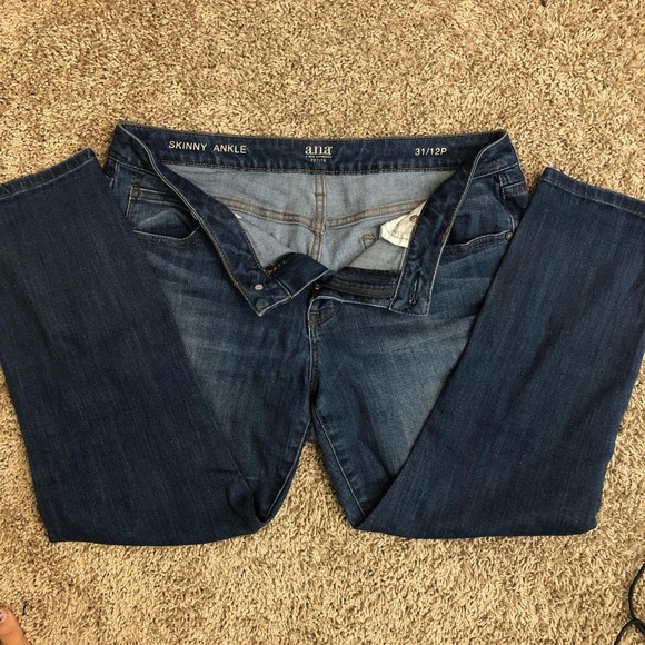 Women’s Denim Petite Skinny Ankle Jeans | Size 31 / 12P - Picture 3 of 3